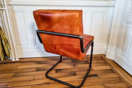 Tavèl 2.0 - Chaise capiton - double confort- en cuir - tube rond