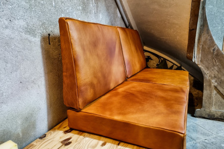 Gacé - coussins en cuir pour banquette sur mesure