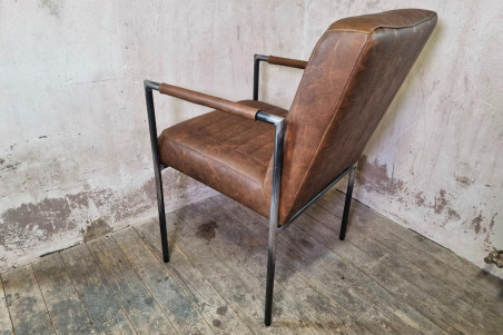 Chaise en cuir QUINCEY - coutures Voyage