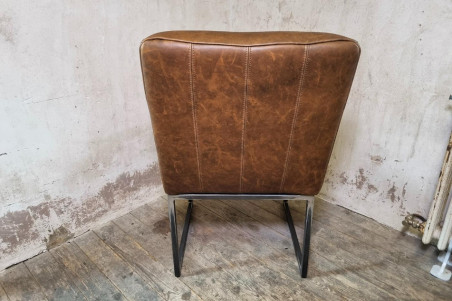 Chaise en cuir QUINCEY - coutures Voyage