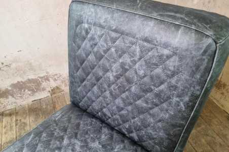 Chaise en cuir LOCARN - coutures Héritage