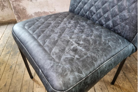 Chaise en cuir LOCARN - coutures Héritage