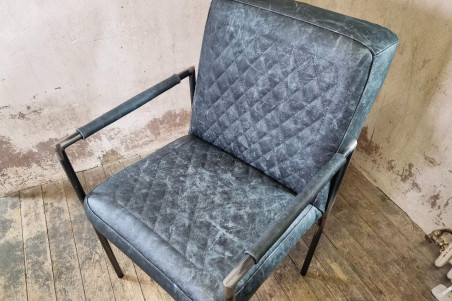Chaise en cuir LOCARN - coutures Héritage