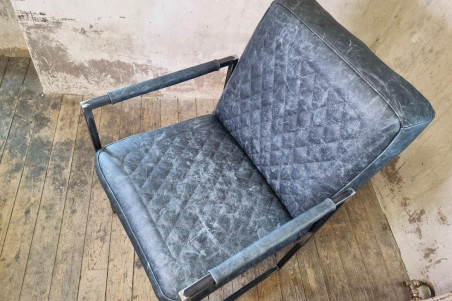Chaise en cuir LOCARN - coutures Héritage
