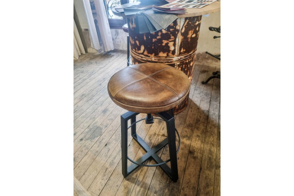 OTHIS - Tabouret en cuir...