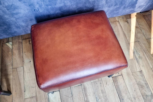 Pouf cuir cognac - Lhuis 2