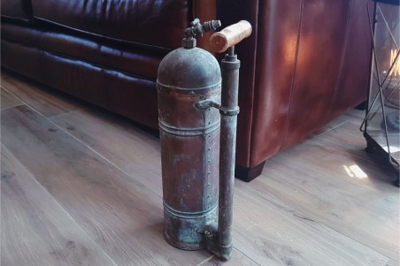 Extincteur ancien, collection, chiné, brocante