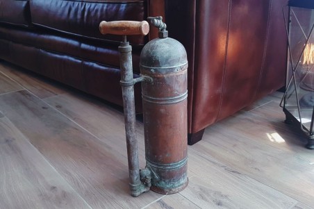 Extincteur ancien, collection, chiné, brocante