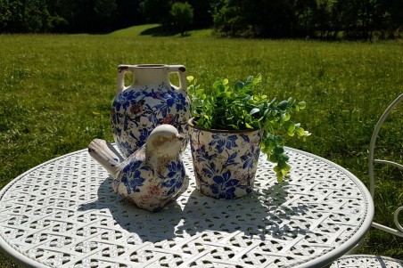 Jarre shabby pot de fleurs pour le jardin decoration campagne chic