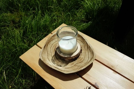 Bougie Rondin, contenant verre avec socle en bois
