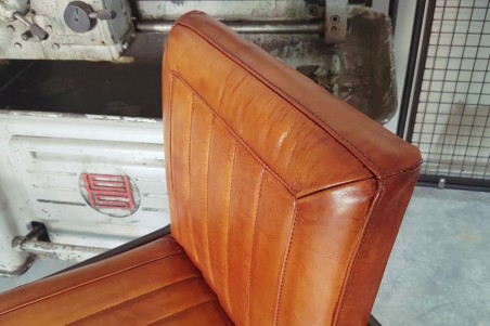 Chaise haute en cuir et métal chaise bar chaise îlot central déco vintage style indus design loft art contemporain