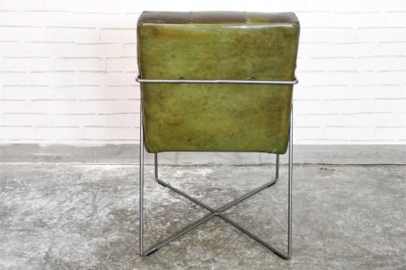 Chaise confort couleur vert armée vintage design métal déco indus loft