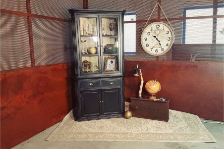 Cloche en verre avec socle en bois pour cheval d'or