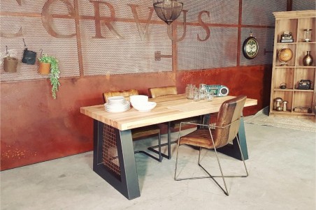 pieds métal et grillage rouillé piétement acier style industriel déco indus loft