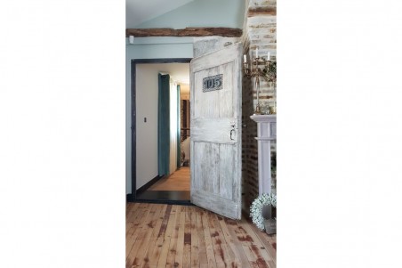 Numéro de porte style indus en métal effet grillage pour décoration industrielle effet chambre d’hôtel