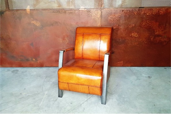 Fauteuil cuir camel vintage design métal style indus déco loft
