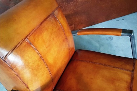 Fauteuil cuir camel vintage design métal style indus déco loft
