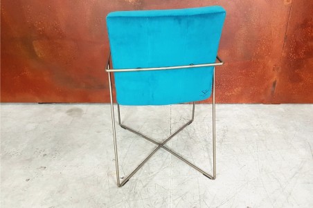 Chaise en velours bleu et métal déco vintage style indus design loft art contemporain