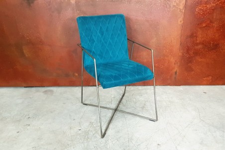 Chaise en velours bleu et métal déco vintage style indus design loft art contemporain