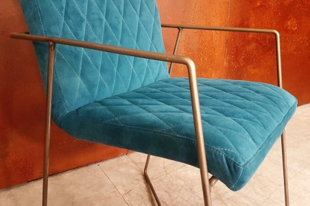 Chaise en velours bleu et métal déco vintage style indus design loft art contemporain