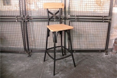 Chaise de bar métal et bois, esprit bistrot, café, style industriel, déco vintage, design steampunk, original