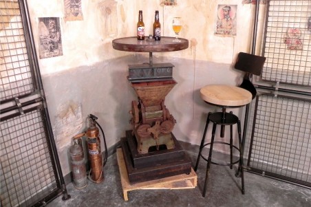 Table presse-pomme, en fonte, cadeau original, style industriel, décoration vintage, design steampunk