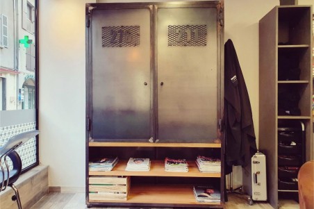 Vestiaire numéroté en métal et bois déco style industriel personnalisable