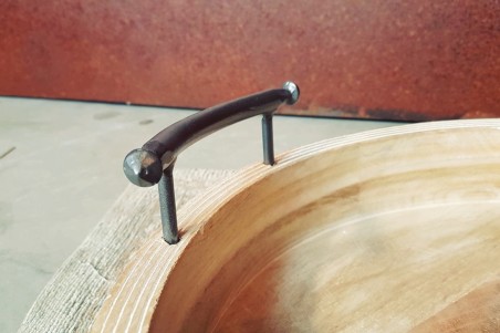 Plateaux rond en bois de manguier avec poignées métal