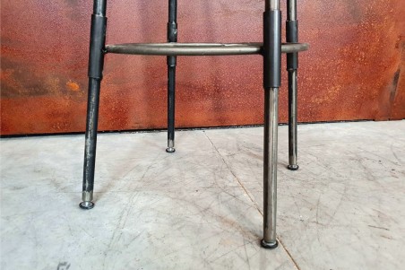 Tabouret métal bois bistrot pour bar café restaurant hôtel design vintage décoration style indus