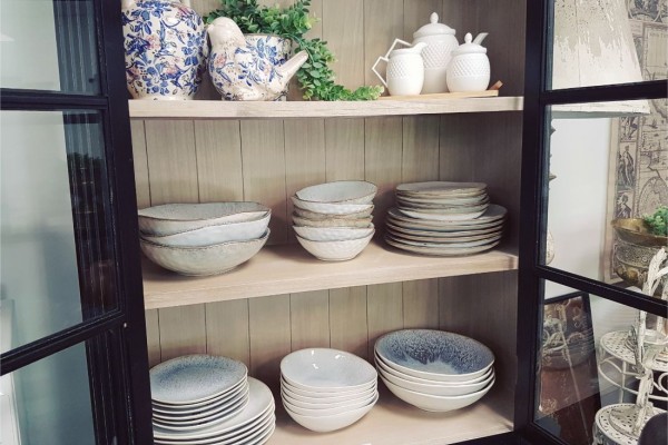 Assiettes en émaille bleues 2