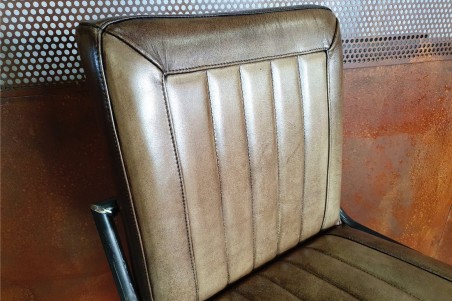Chaise de bar en cuir vert et métal chaise bar chaise îlot central déco vintage style indus design sport