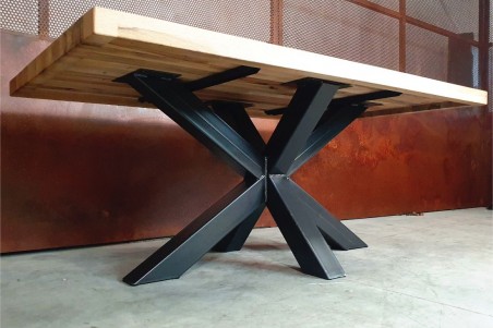 Table étoile centrale en métal déco style industriel