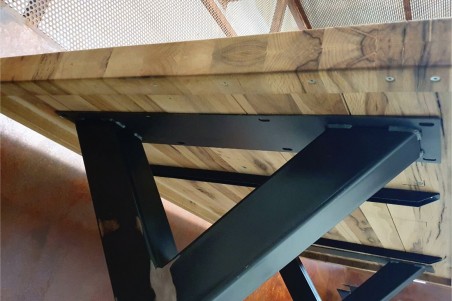 Pied de table en X en métal déco style industriel fabrication artisanale