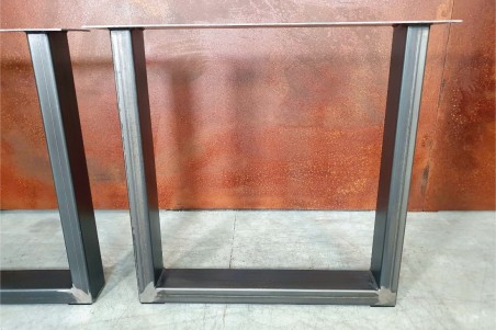 Pied de table carré en U en métal déco style industriel fabrication artisanale