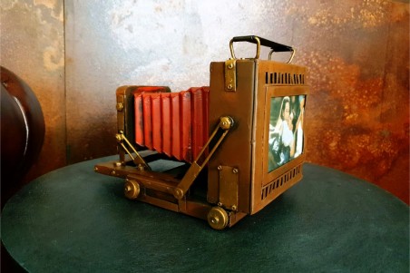 Caméra vintage modèle antique porte photo déco style industriel cinéma rétro idée cadeau cinéphile