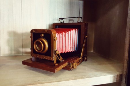 Caméra vintage modèle antique porte photo déco style industriel cinéma rétro idée cadeau cinéphile
