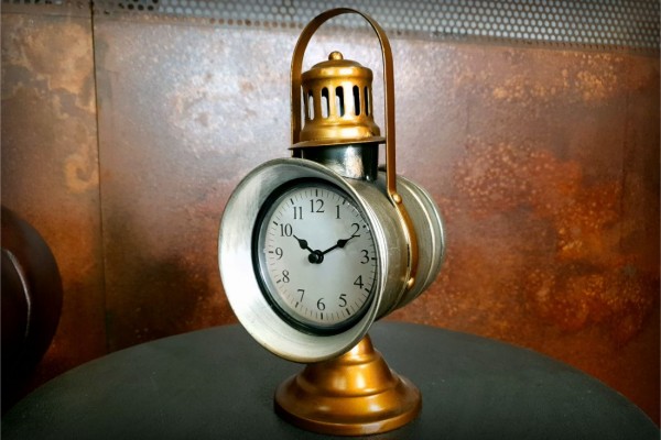Lampe à huile horloge vintage décoration style industriel fan jules verne design steampunk