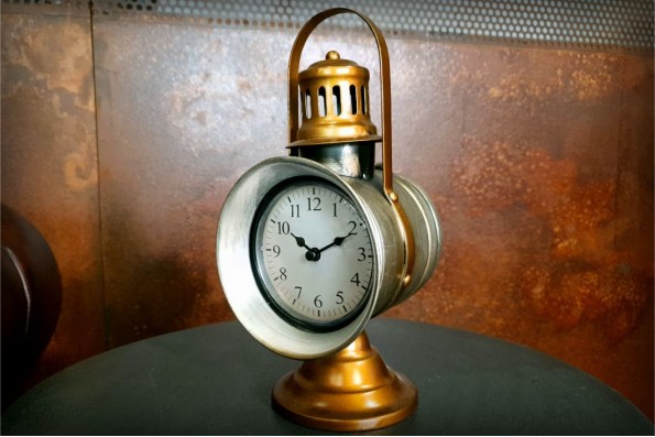Lampe à huile horloge vintage décoration style industriel fan jules verne design steampunk