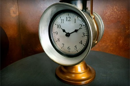 Lampe à huile horloge vintage décoration style industriel fan jules verne design steampunk