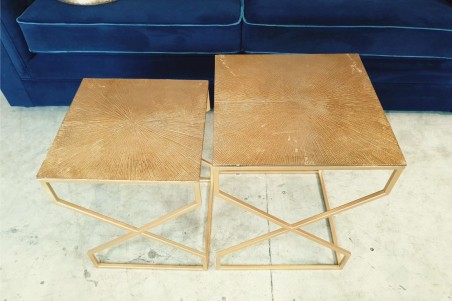 Tables auxiliaires vintage métal doré déco rétro style industriel tables d'appoint tables gigognes