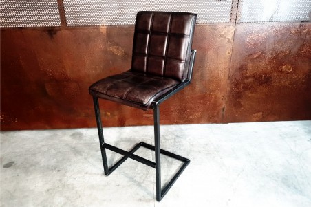 Chaise pour bar en cuir noir et métal chaise bar chaise îlot central déco vintage style indus design