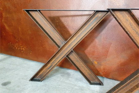 Lot de 2 Pieds de table couleur rouille en UPE en forme de X style industriel