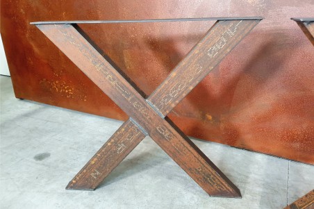 Lot de 2 Pieds de table couleur rouille en UPE en forme de X style industriel