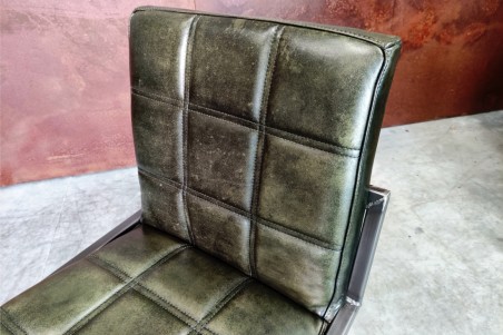 Chaise pour bar en cuir vert armée et métal chaise bar chaise îlot central déco vintage style indus design