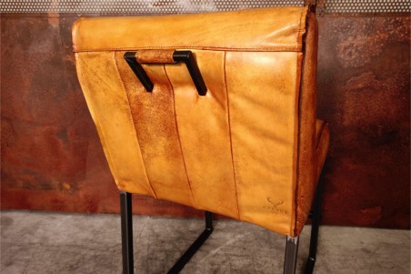 Chaise de bar ou îlot central en cuir camel style indus deco vintage design loft