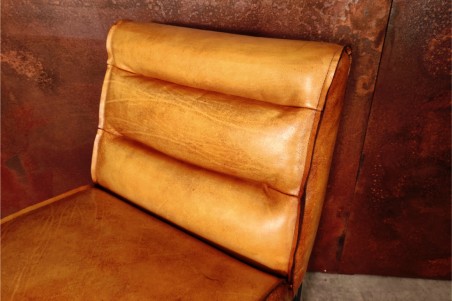 Chaise de bar ou îlot central en cuir camel style indus deco vintage design loft